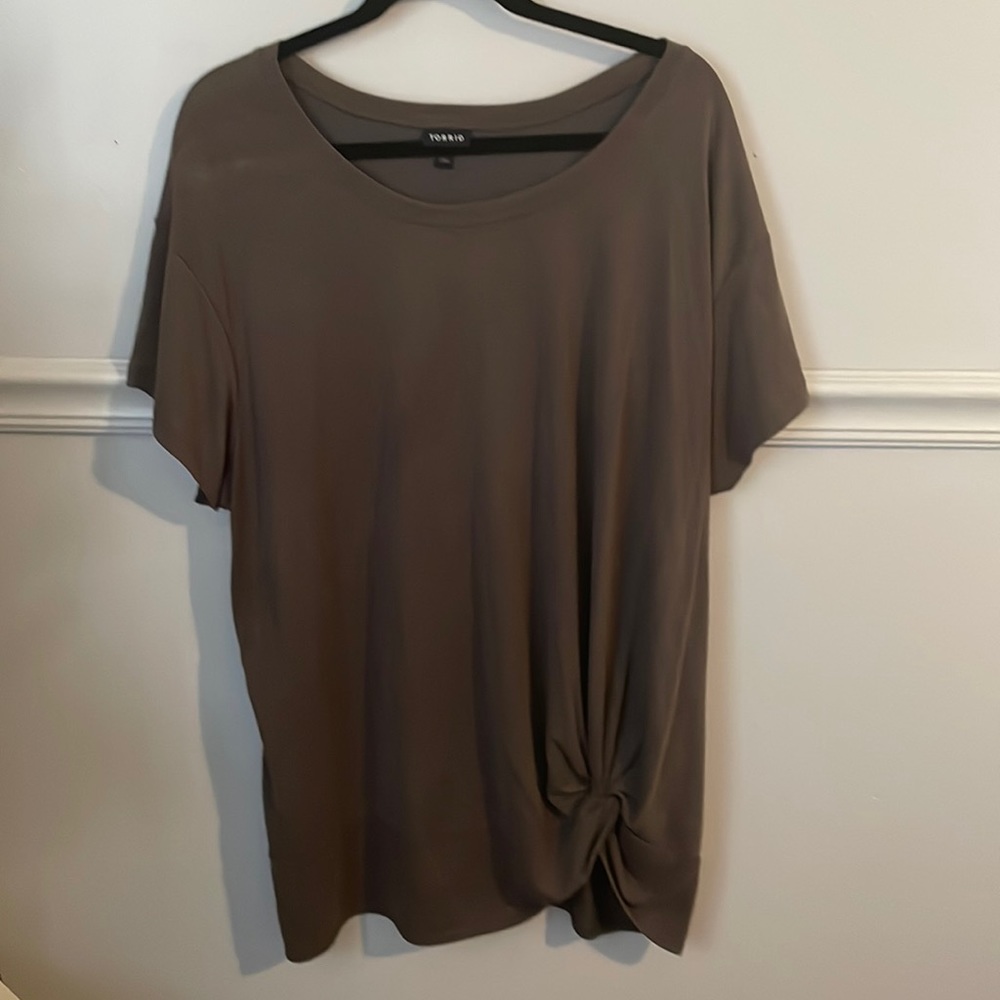 Torrid tie front shirt